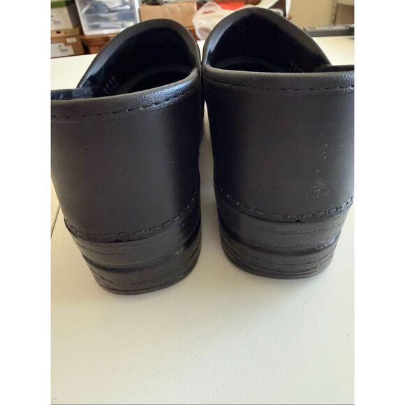 NEW Dansko Professional Clog in Oiled Black NIB Comfort, Pro, Performance main image 9